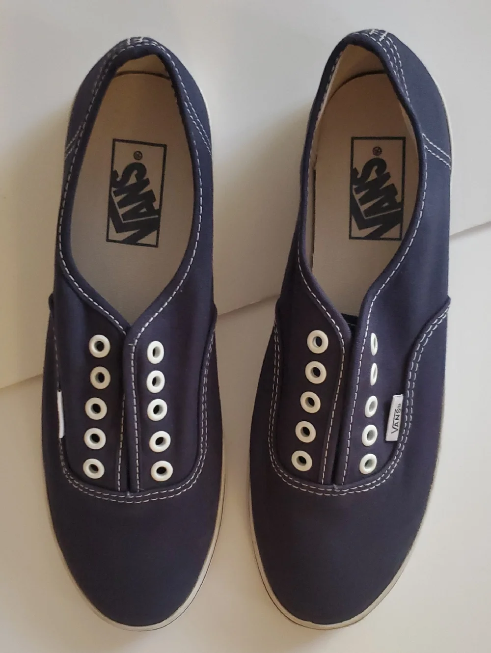 Vans Authentic Canvas Lo Pro Navy Blue. Rare Deadstock Men's 8 Women's 9.5 NWOT.